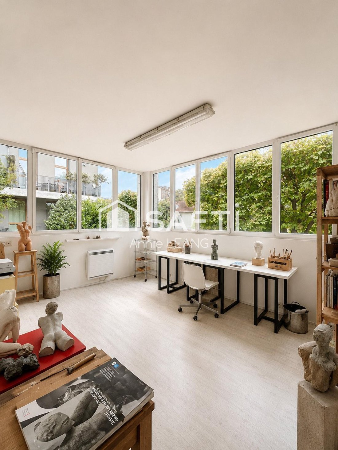 Apartment in Arrondissement of Bobigny, Ile-de-France, France 3 - 18595901