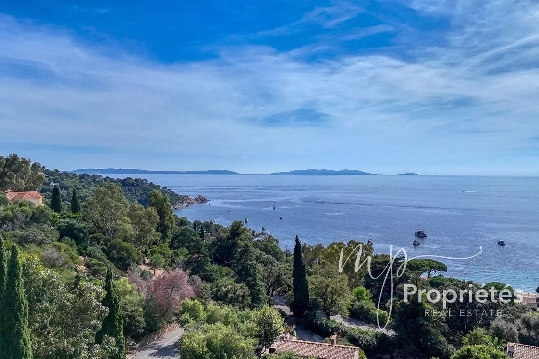 House in Le Lavandou, Provence-Alpes-Côte d'Azur, France 5 - 18595477