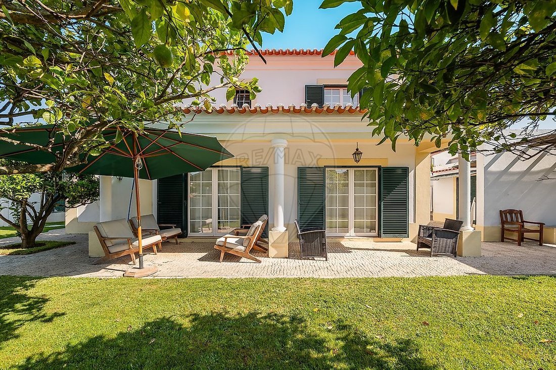 Villa in Alcabideche, Lisbon, Portugal 1 - 16776128
