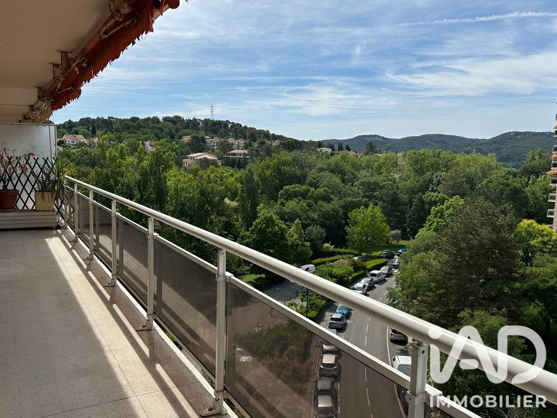 Apartment in Est-Repentance-Les Trois Bons Dieux, Aix-en-Provence, France 2 - 18596794