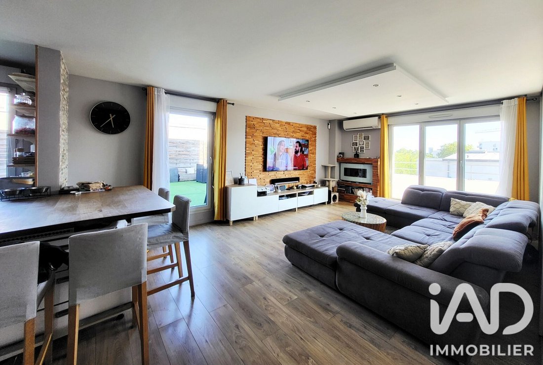 Apartment in Gennevilliers, Ile-de-France, France 2 - 18596841