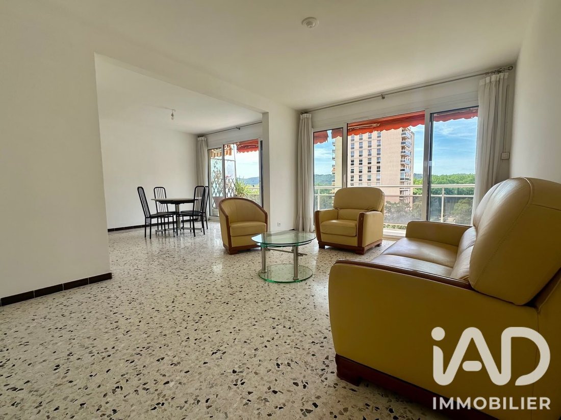 Apartment in Est-Repentance-Les Trois Bons Dieux, Aix-en-Provence, France 3 - 18596794