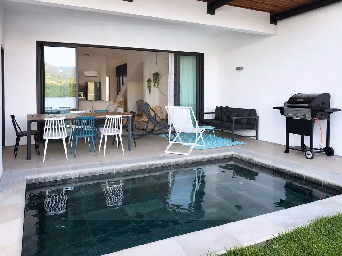 Apartment in Tamarin, Rivière Noire District, Mauritius 1 - 18595535