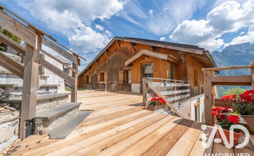 House in Magland, Auvergne-Rhône-Alpes, France 1