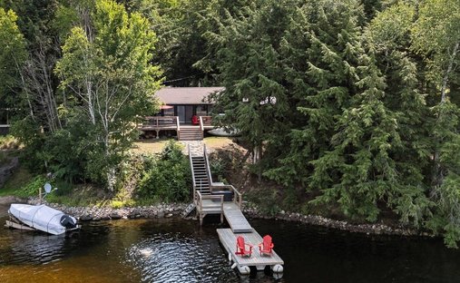 House in Dysart and Others, Ontario, Canada 1
