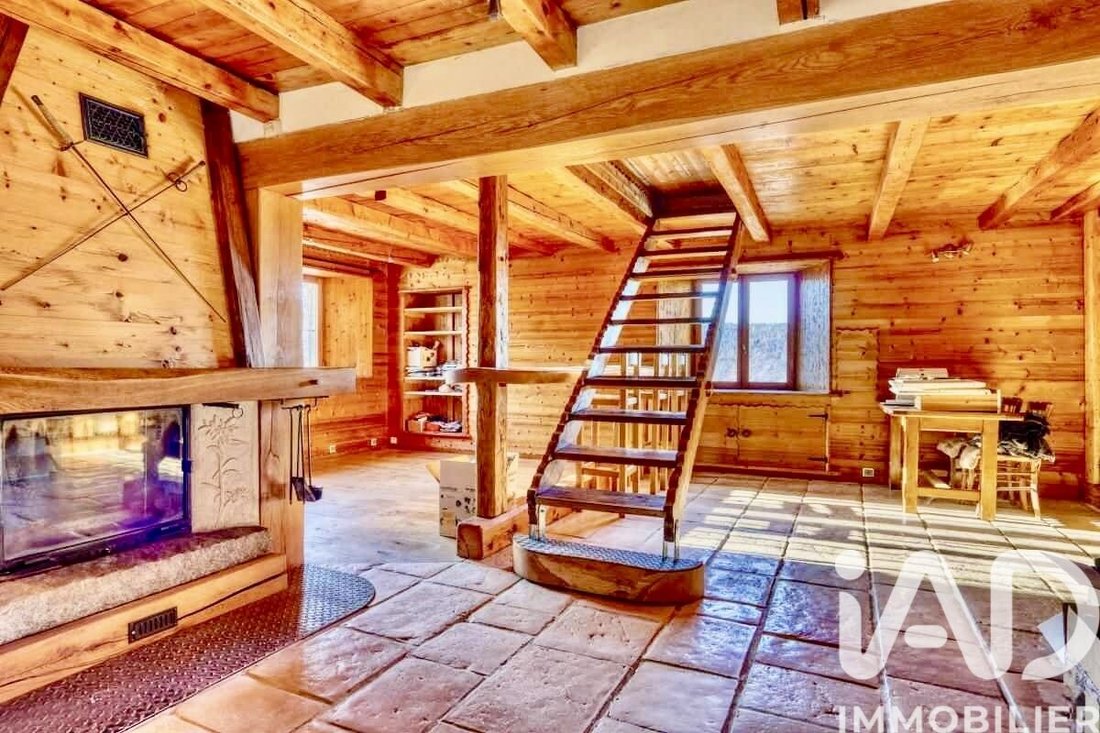House in Arâches-la-Frasse, Auvergne-Rhône-Alpes, France 2 - 18596109