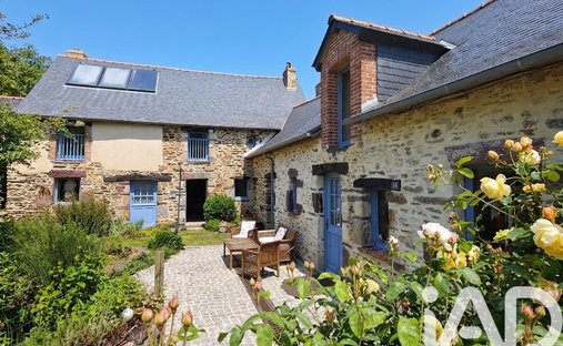 House in Bourgbarre, Brittany, France 1