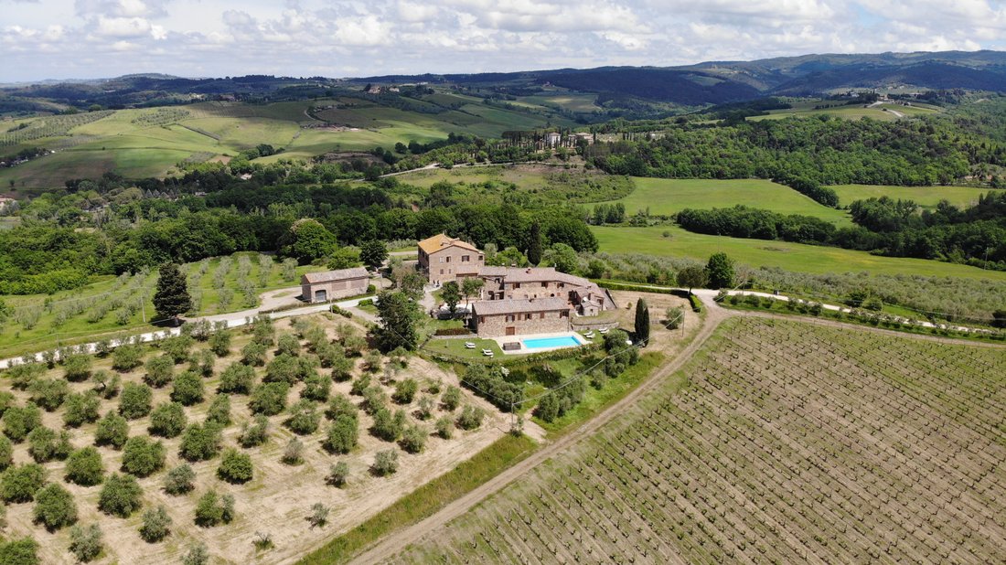 Country House in Poggibonsi, Tuscany, Italy 2 - 18595279