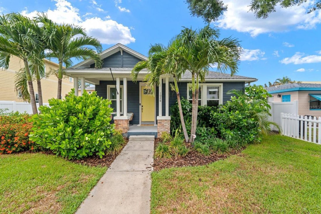 House in St. Petersburg, Florida, United States 1 - 18595310