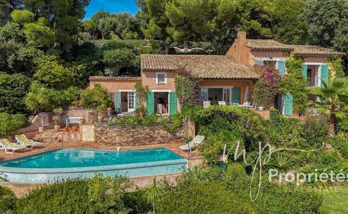 House in Le Lavandou, Provence-Alpes-Côte d'Azur, France 1
