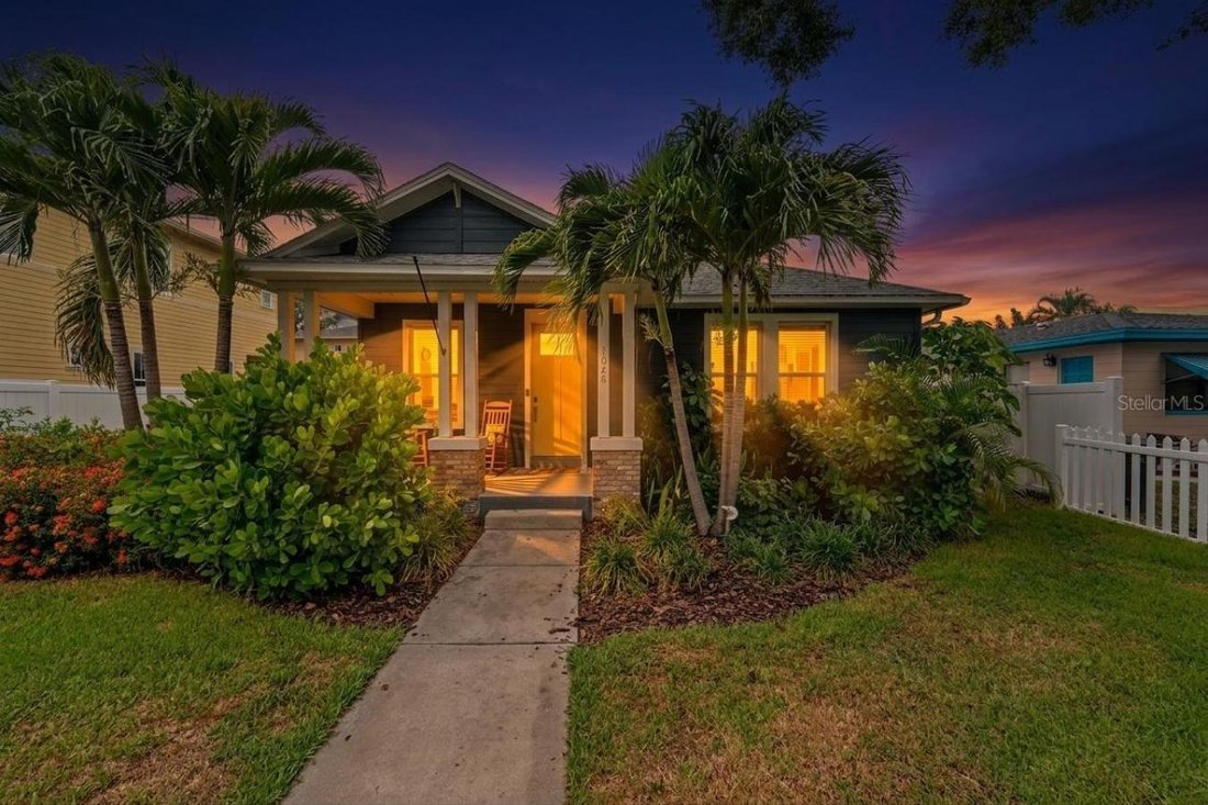 House in St. Petersburg, Florida, United States 2 - 18595310