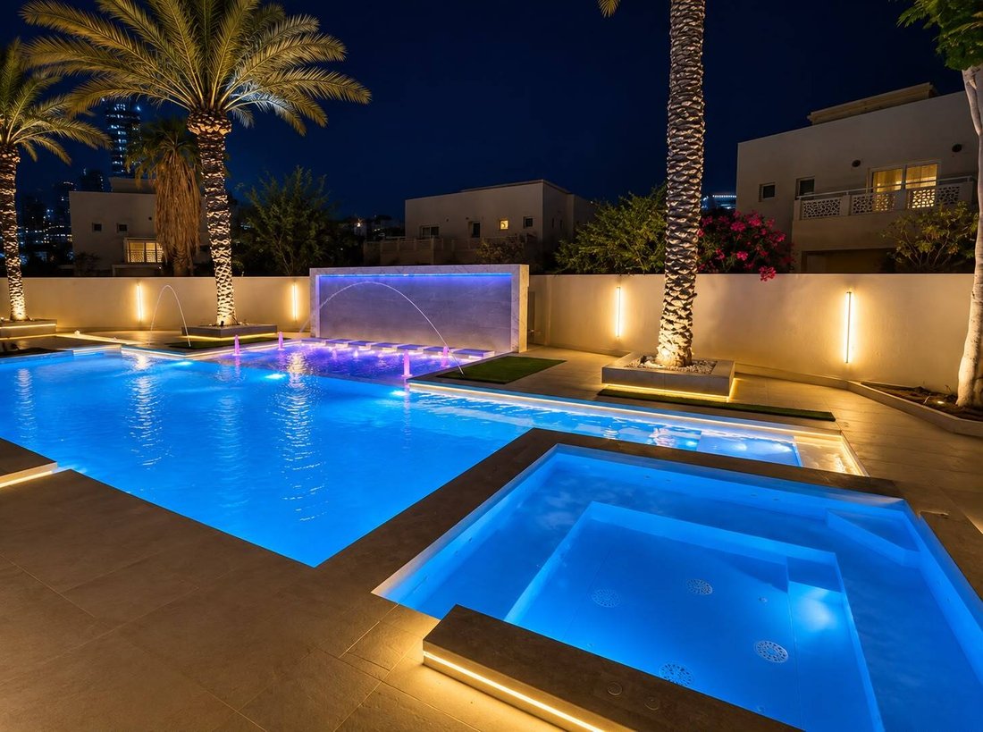 Villa in Al Thanyah 4, Al Thanyah, Dubai 1 - 18595406
