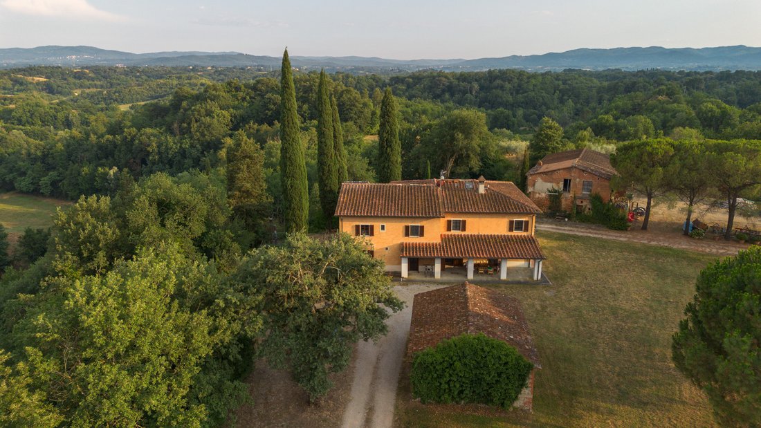 Country House in Terranuova Bracciolini, Tuscany, Italy 4 - 18595324