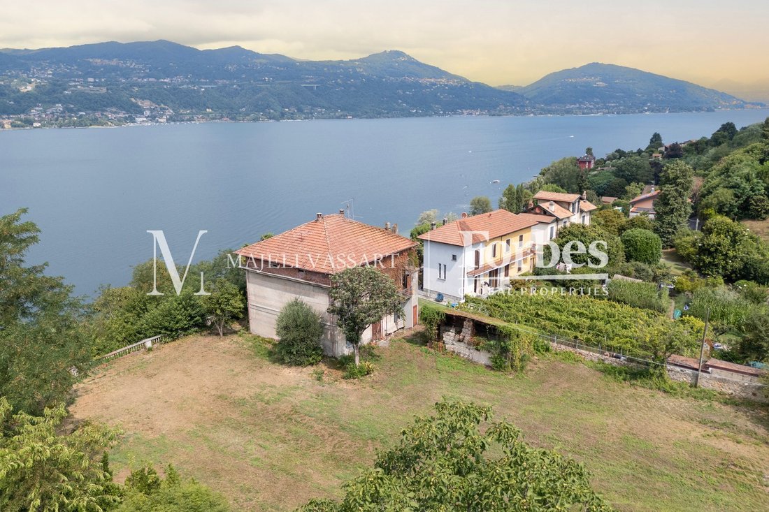 Villa in Angera, Lombardy, Italy 4 - 18595325