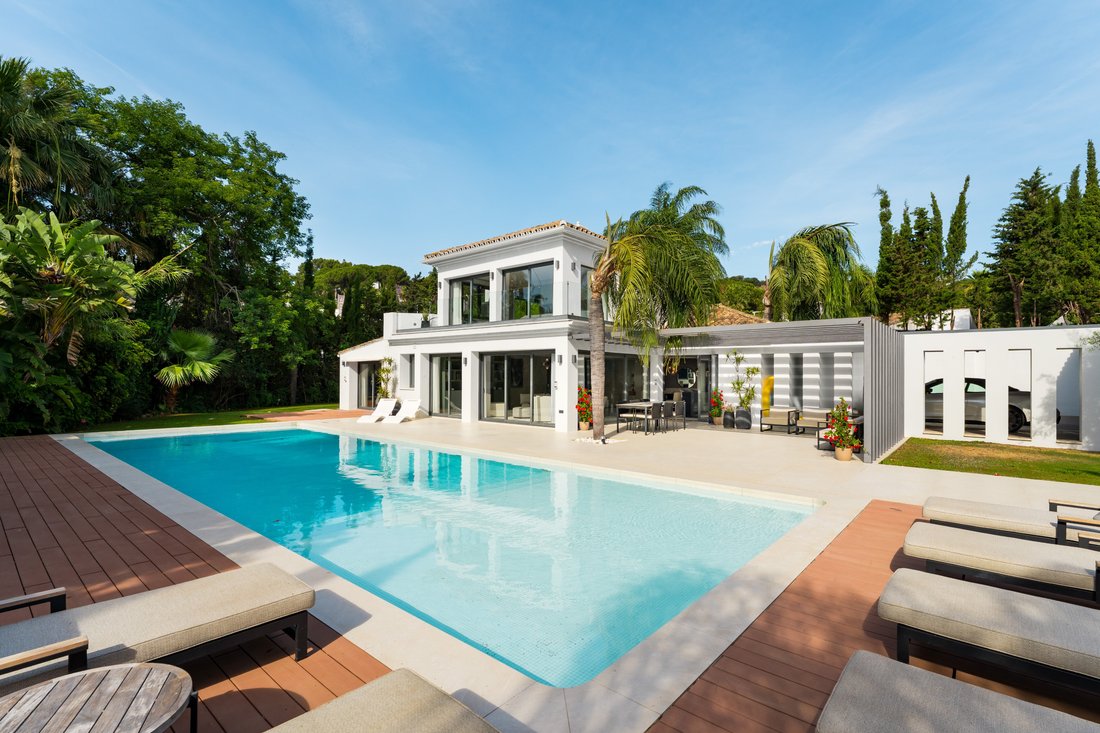 Villa in Nueva Andalucia, Marbella, Spain 1 - 18595819