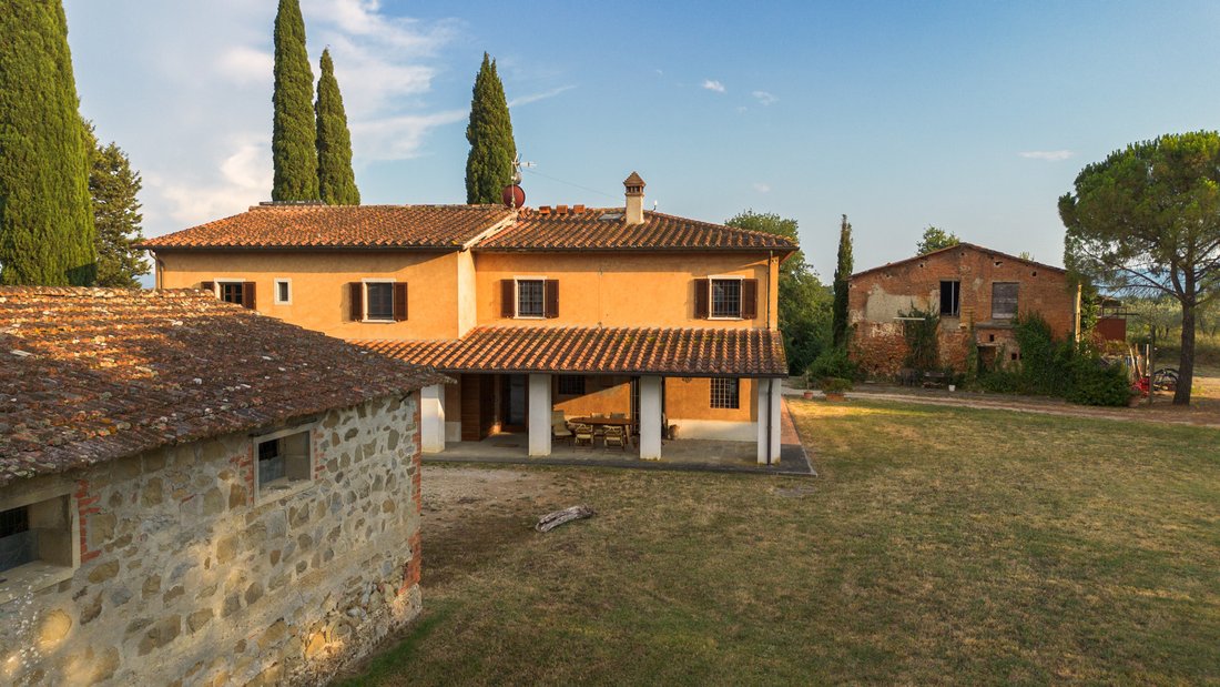 Country House in Terranuova Bracciolini, Tuscany, Italy 5 - 18595324