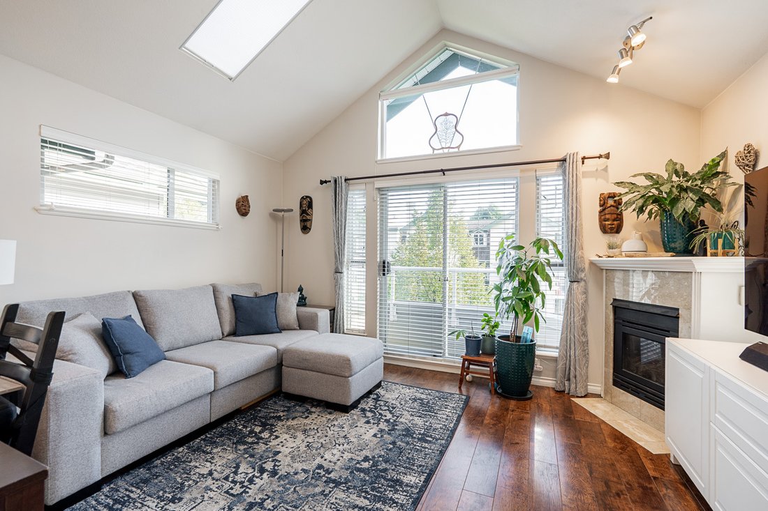 Condo in Vancouver, British Columbia, Canada 3 - 18595365
