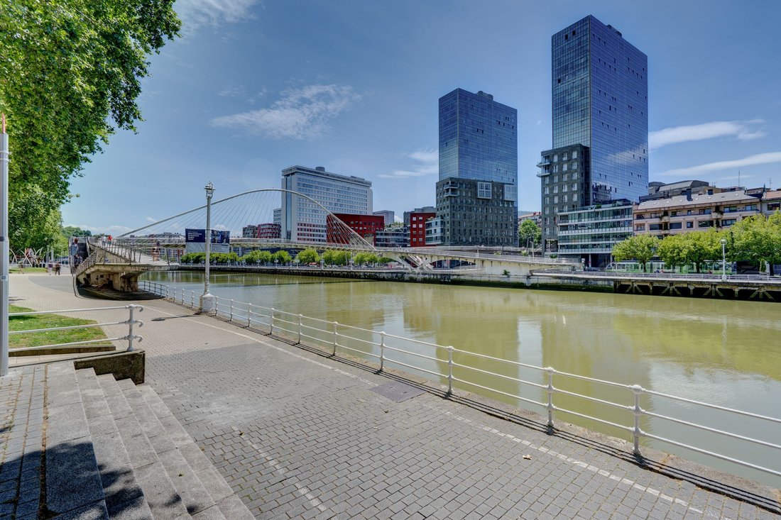 Uribarri, Bilbao, Spain 1 - 18595515