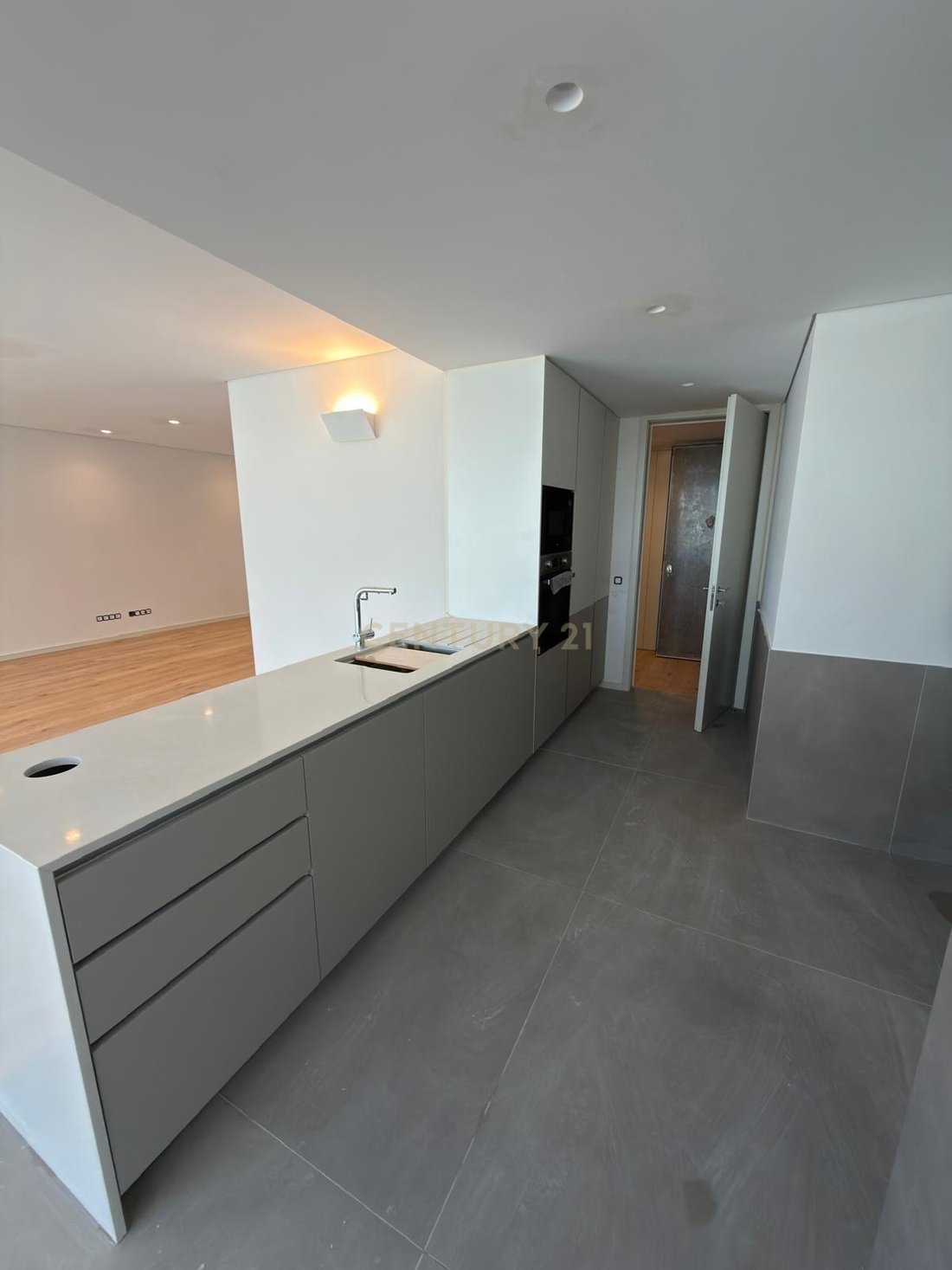 Apartment in Canidelo, Porto District, Portugal 4 - 18595299