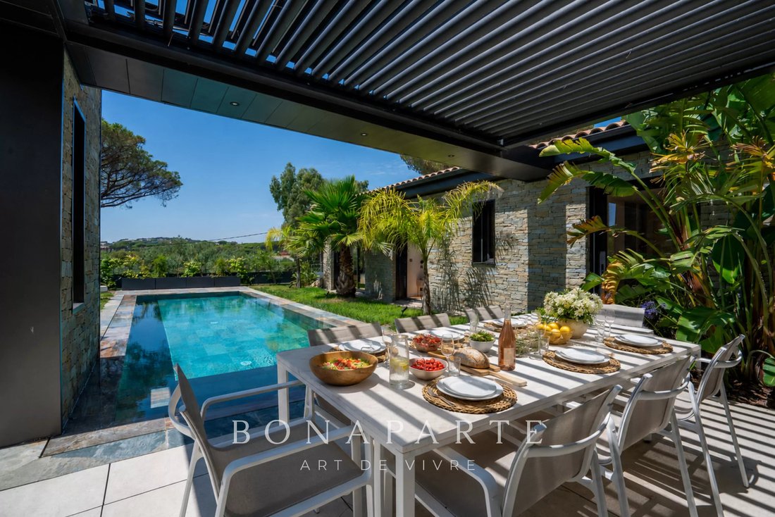 Villa in Nartelle-Noyer-Bellevue-bd des Sardinaux, Sainte-Maxime, France 3 - 18533479