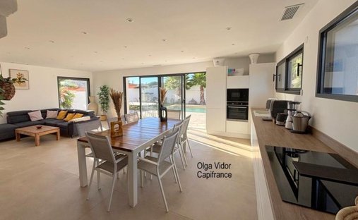 Villa in Le Grau d'Agde, Agde, France 1