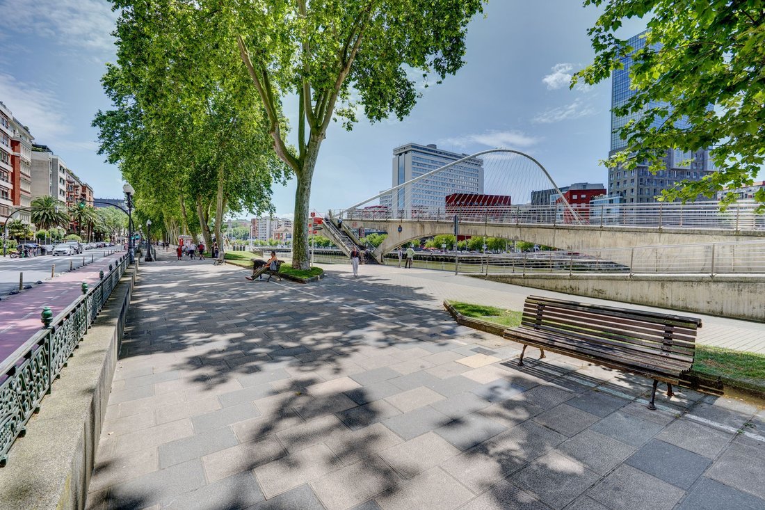 Uribarri, Bilbao, Spain 2 - 18595515