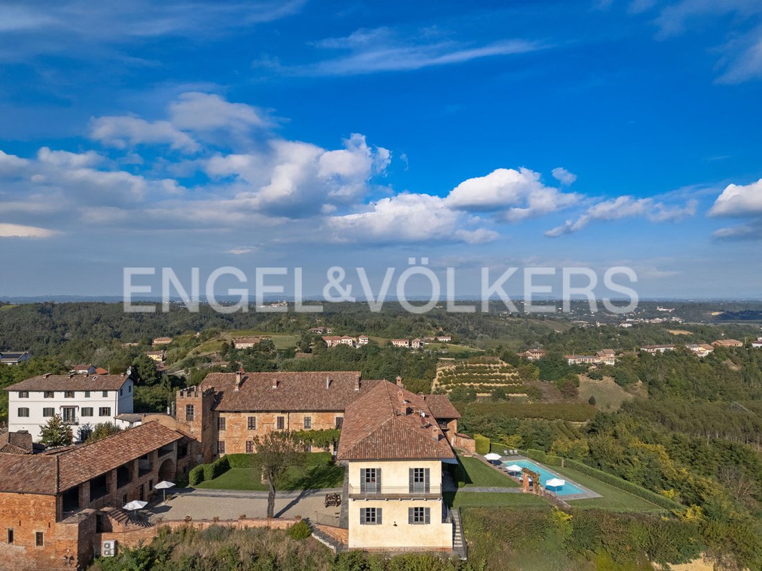 Country House in Vaglio Serra, Piedmont, Italy 4 - 16485543