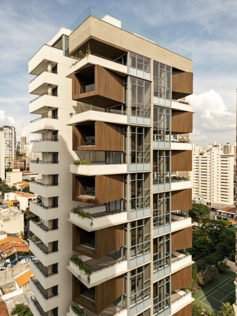 São Paulo, State of São Paulo, Brazil 1 - 18600576