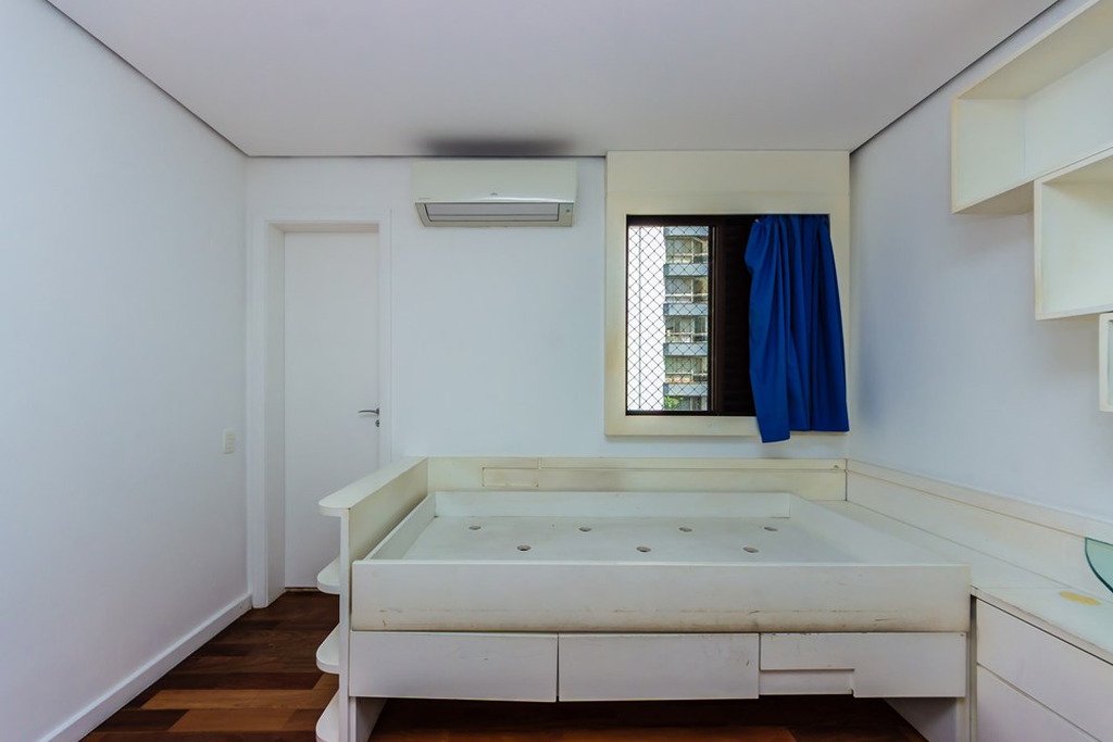 Apartment in São Paulo, State of São Paulo, Brazil 5 - 18596183