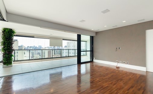 Apartment in São Paulo, State of São Paulo, Brazil 1