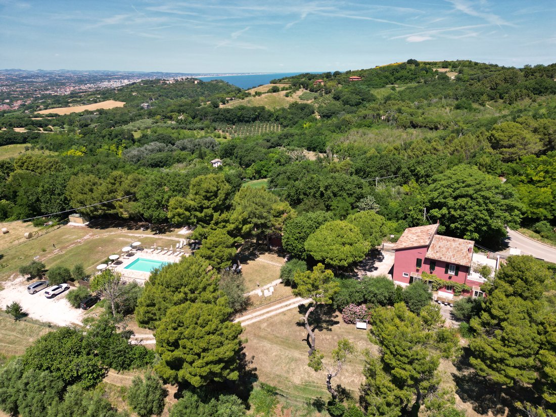 Estate in San Bartolo, Pesaro, Marche 1 - 18359945