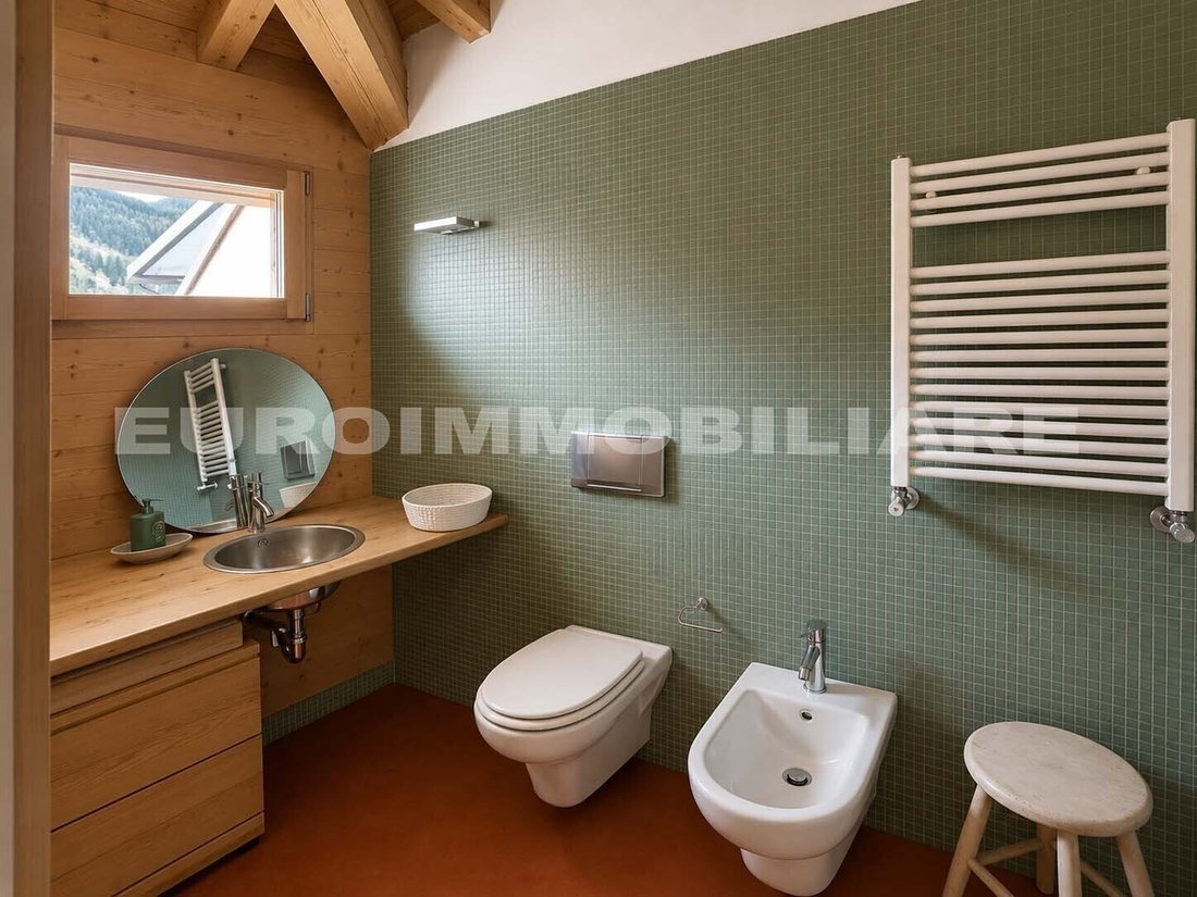 House in Vezza d'Oglio, Lombardy, Italy 4 - 18600075