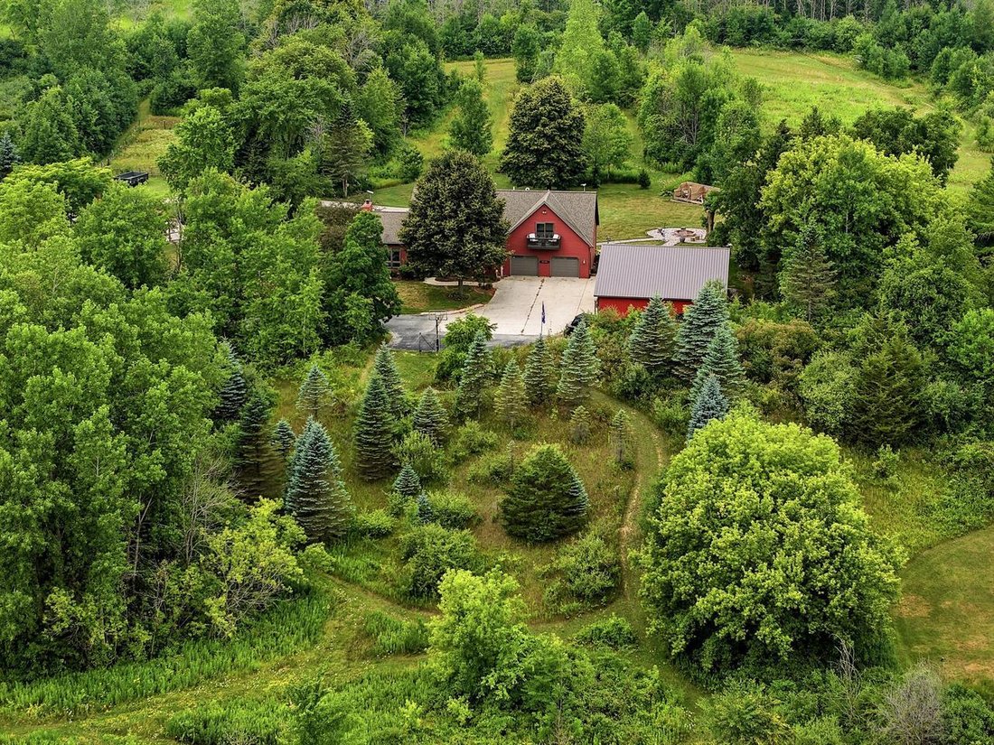 House in Elkhart Lake, Wisconsin, United States 1 - 18600046