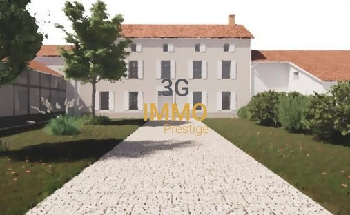 House in Saint-Mard, Nouvelle-Aquitaine, France 1