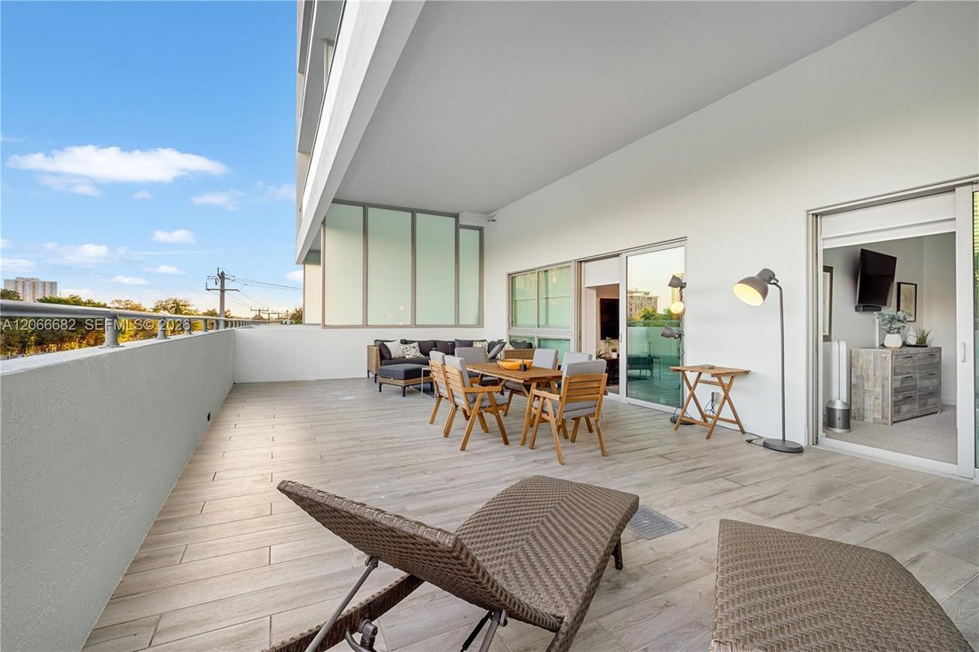 Condo in Miami, Florida, United States 5 - 18602347