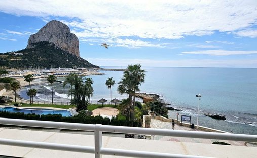 Apartment in Calp / Calpe, Valencian Community, Spain 1