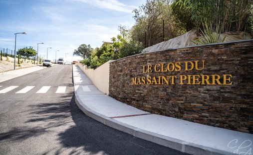 Land in Centre Ville, Perpignan, France 1