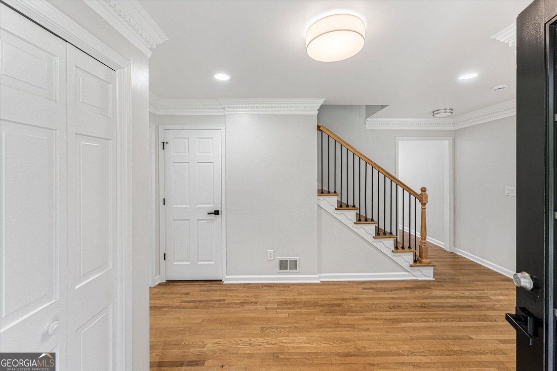 House in Stone Mountain, Georgia, United States 5 - 18597804