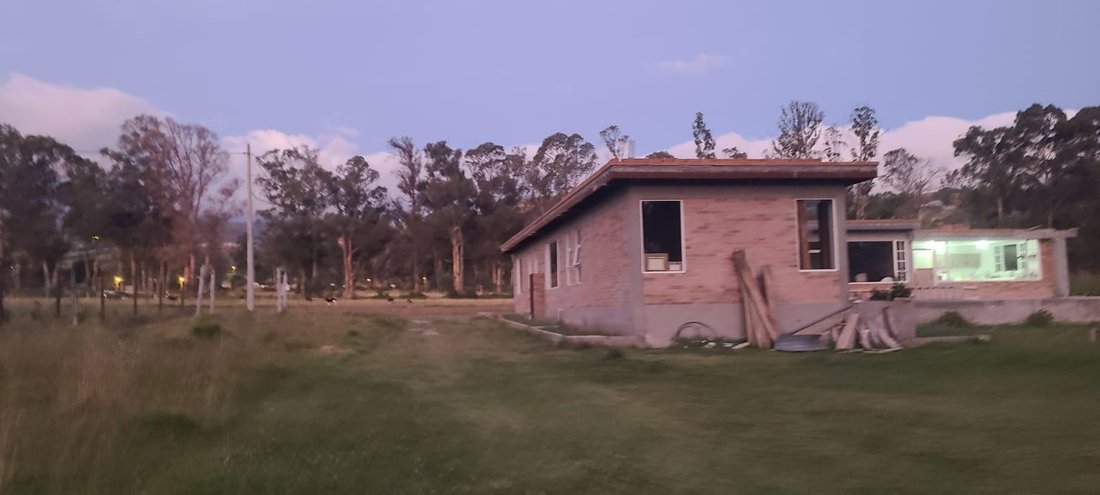 Land in Cayambe, Pichincha, Ecuador 3 - 18598829
