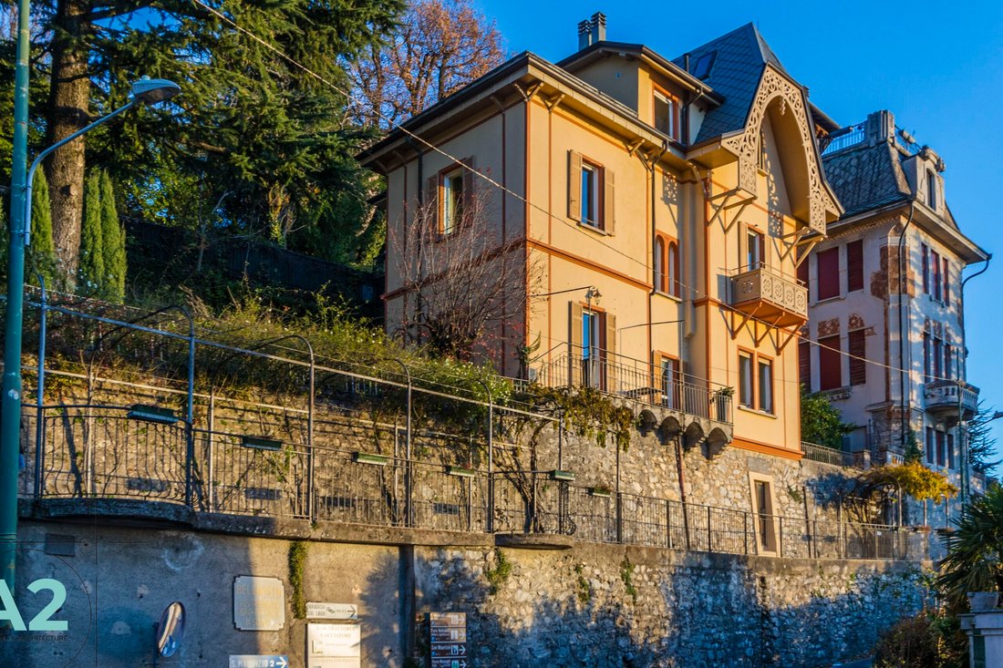 Villa in Brunate, Lombardy, Italy 1 - 18599932
