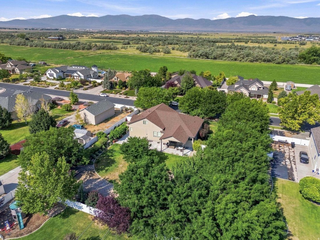 House in Erda, Utah, United States 3 - 18600463