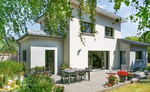 Villa in Riec-sur-Belon, Brittany, France 1