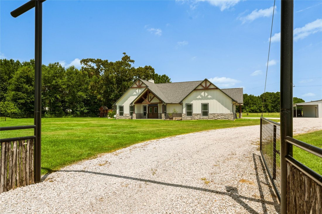 House in Dayton, Texas, United States 2 - 18602144