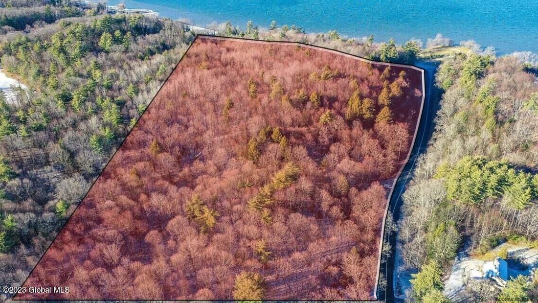 Land in Saratoga Springs, New York, United States 3 - 18597280