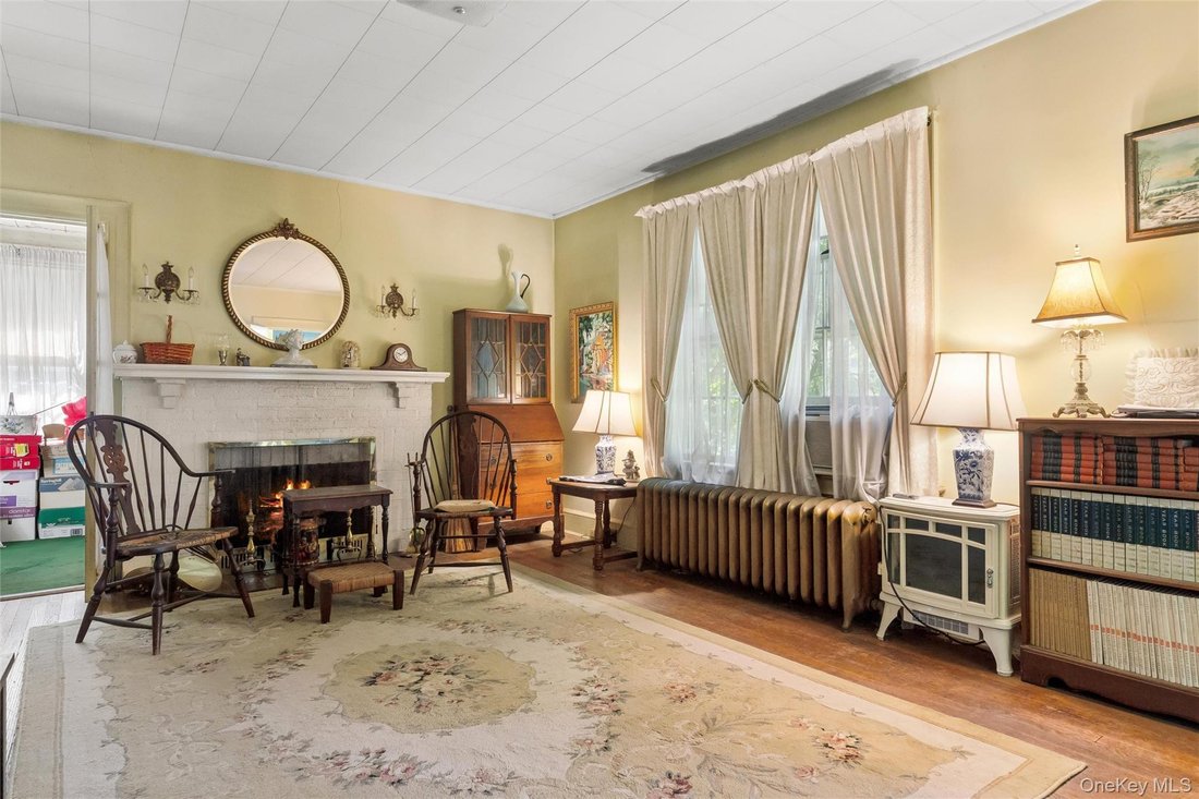 House in Port Washington, New York, United States 4 - 18602360