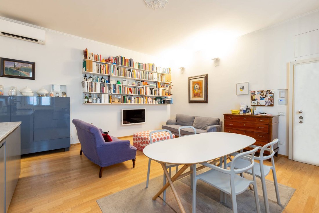 Apartment in Independence - Queen Giovanna, Milan, Italy 4 - 18603421