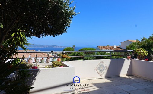 Apartment in La Ciotat, Provence-Alpes-Côte d'Azur, France 1
