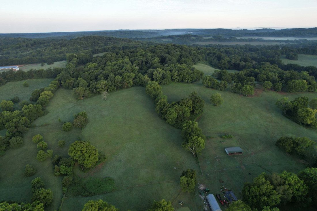 House in Columbia, Tennessee, United States 4 - 18597036