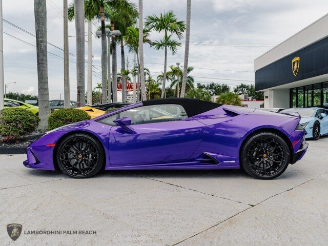 Cabriolet in Palm Beach, FL, United States 4 - 18598502