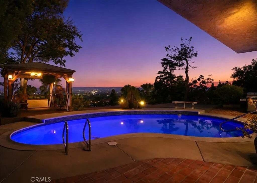 House in Los Angeles, California, United States 1 - 18597914